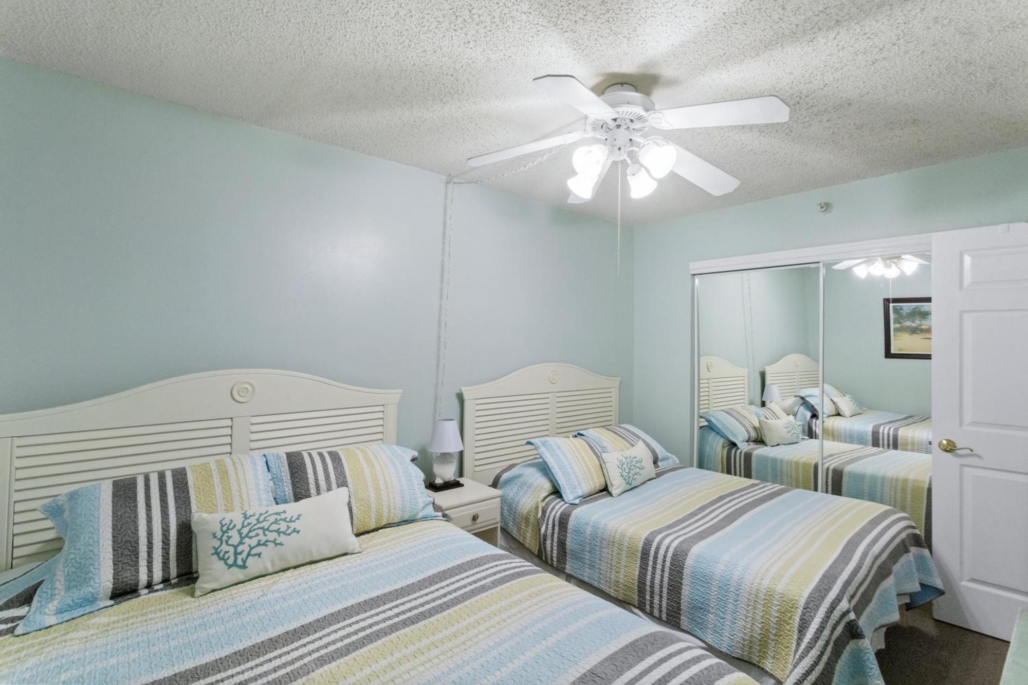 Fifty Gulfside Condominiums Clearwater Beach Exterior foto